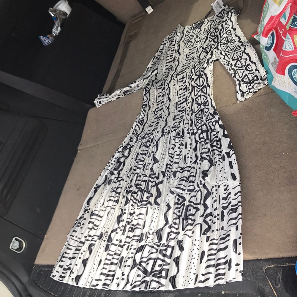 Satin mini pleats 3 quarter sleeve dress abstract